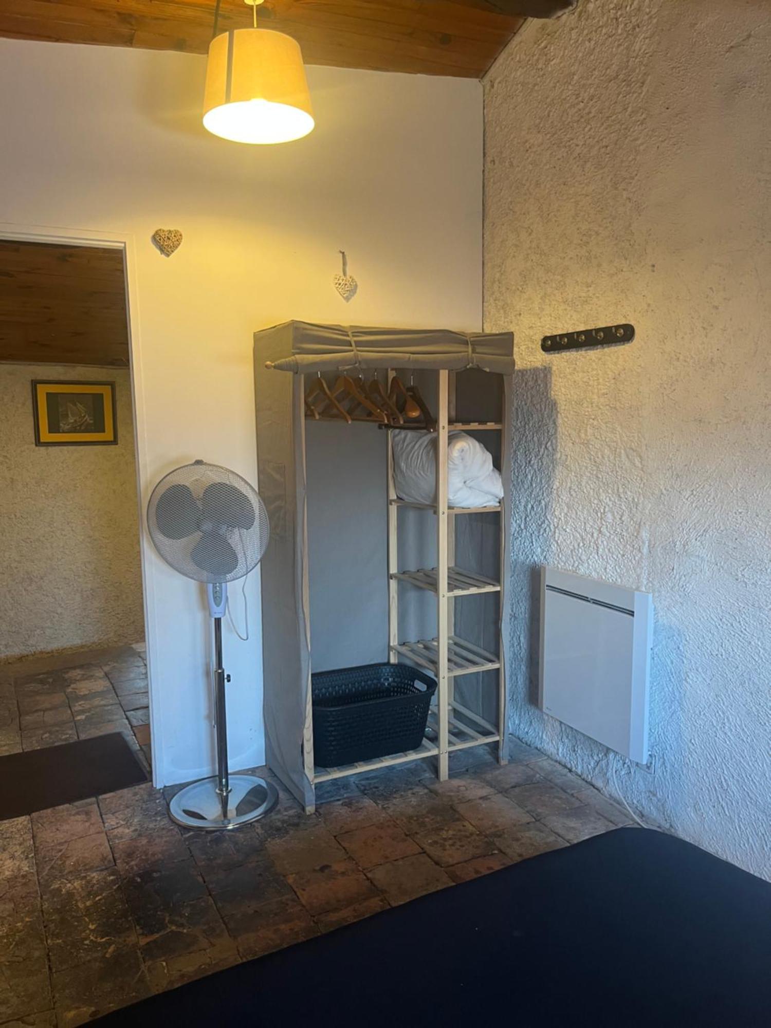 Apartmán Le Charles IX Roussillon  Exteriér fotografie